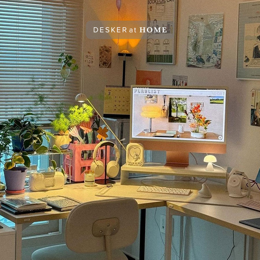 DESKER at HOME | 효율적인 작업실 레이아웃 TIP! #베이직데스크 2개를 활용한 @soop87 님의 작업실을 소개합니다. 인스타그램 게시물 보러가기